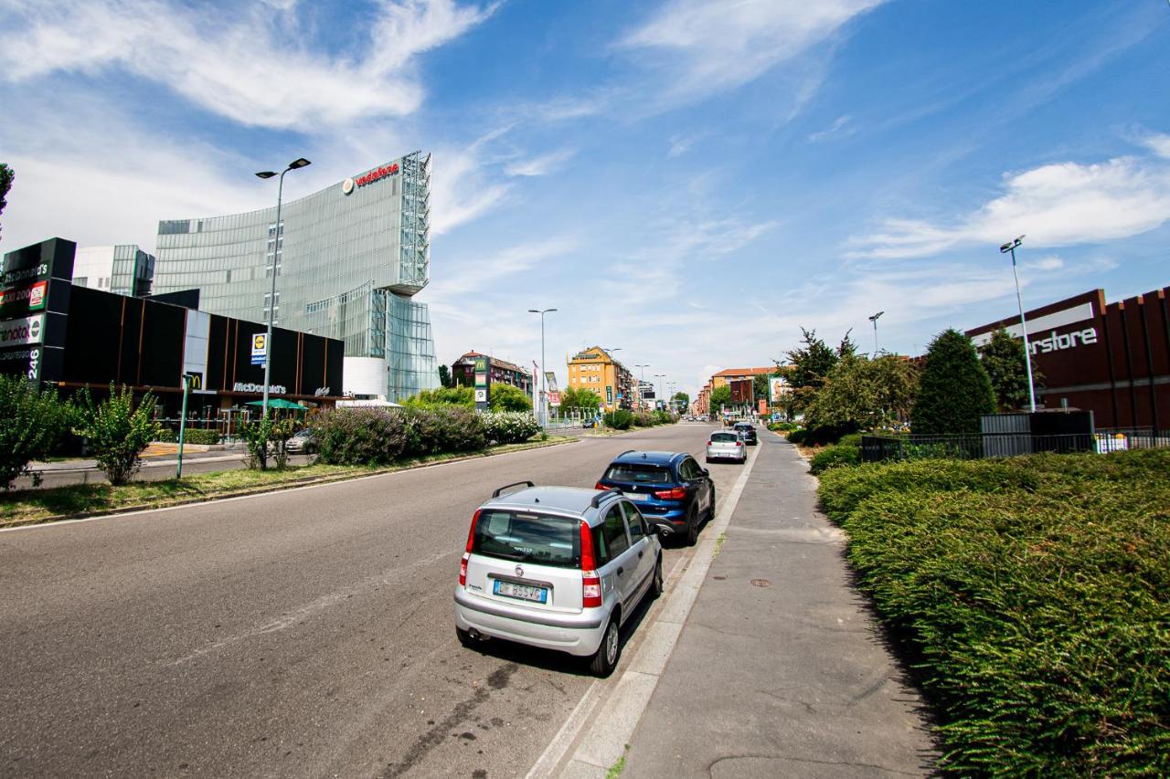 Lorenteggio 209 Milano Dış mekan fotoğraf